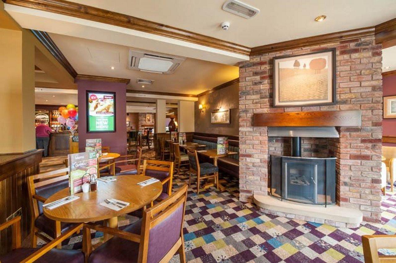 Premier Inn Stoke-On-Trent エクステリア 写真