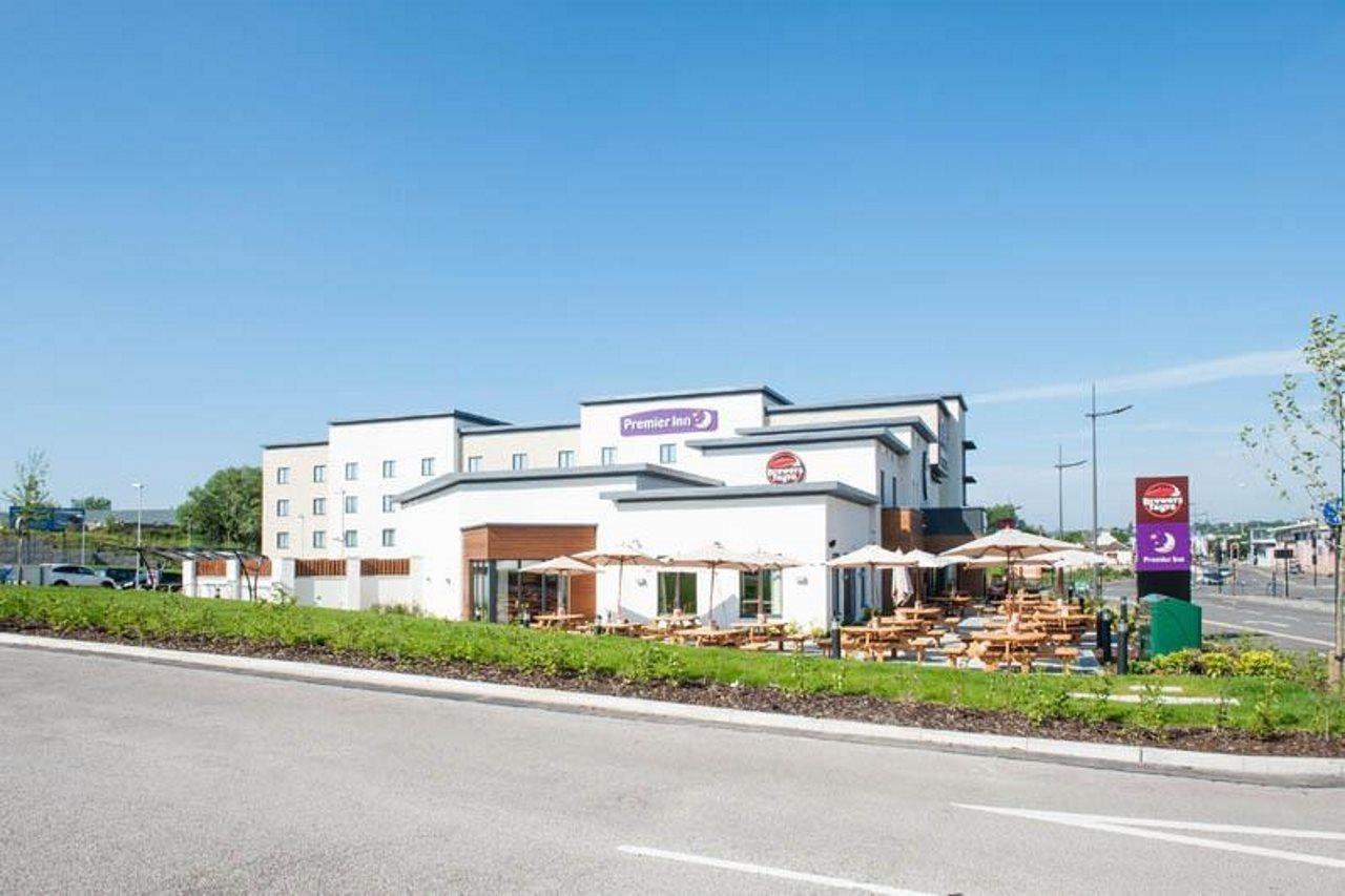 Premier Inn Stoke-On-Trent エクステリア 写真